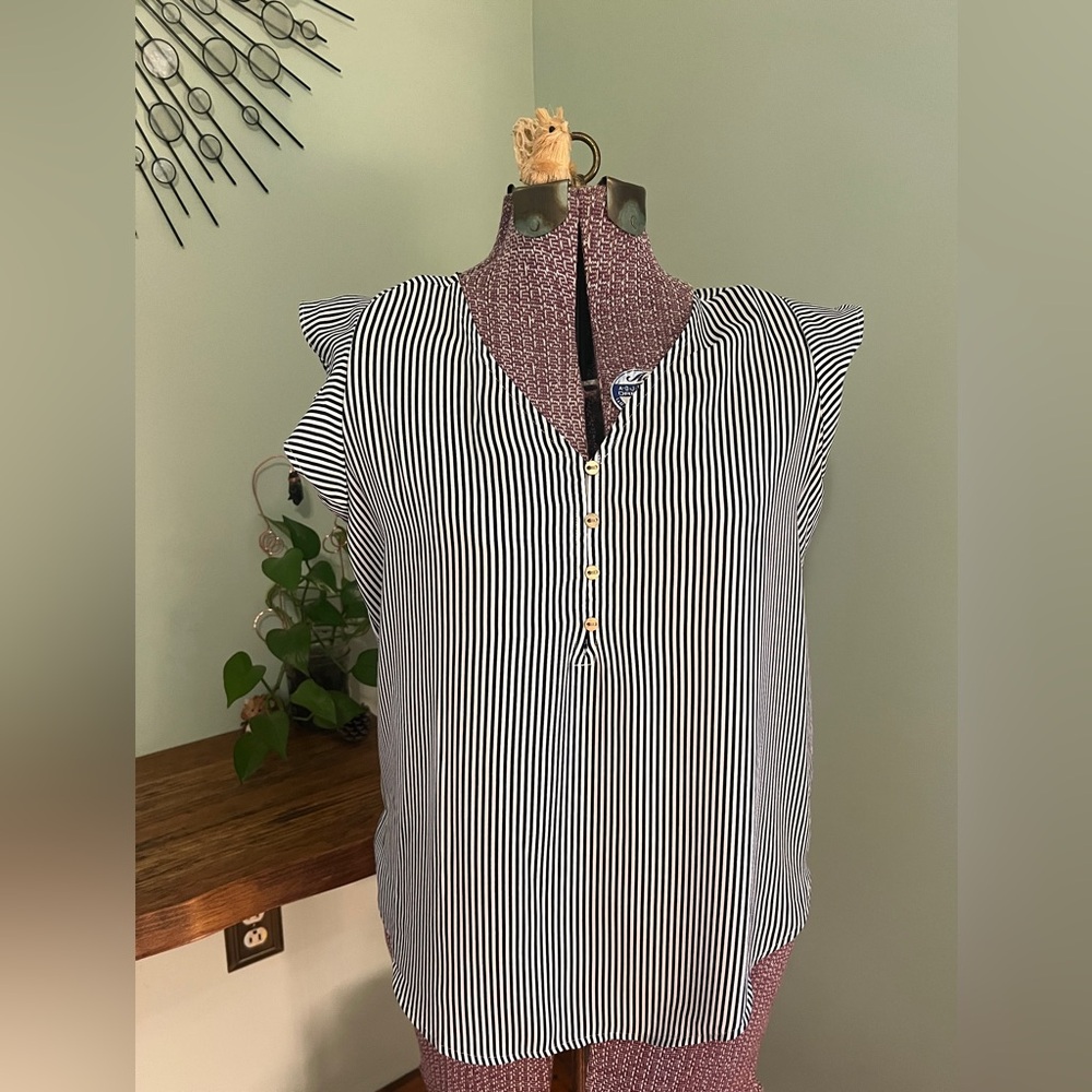 Like New Loft Blouse